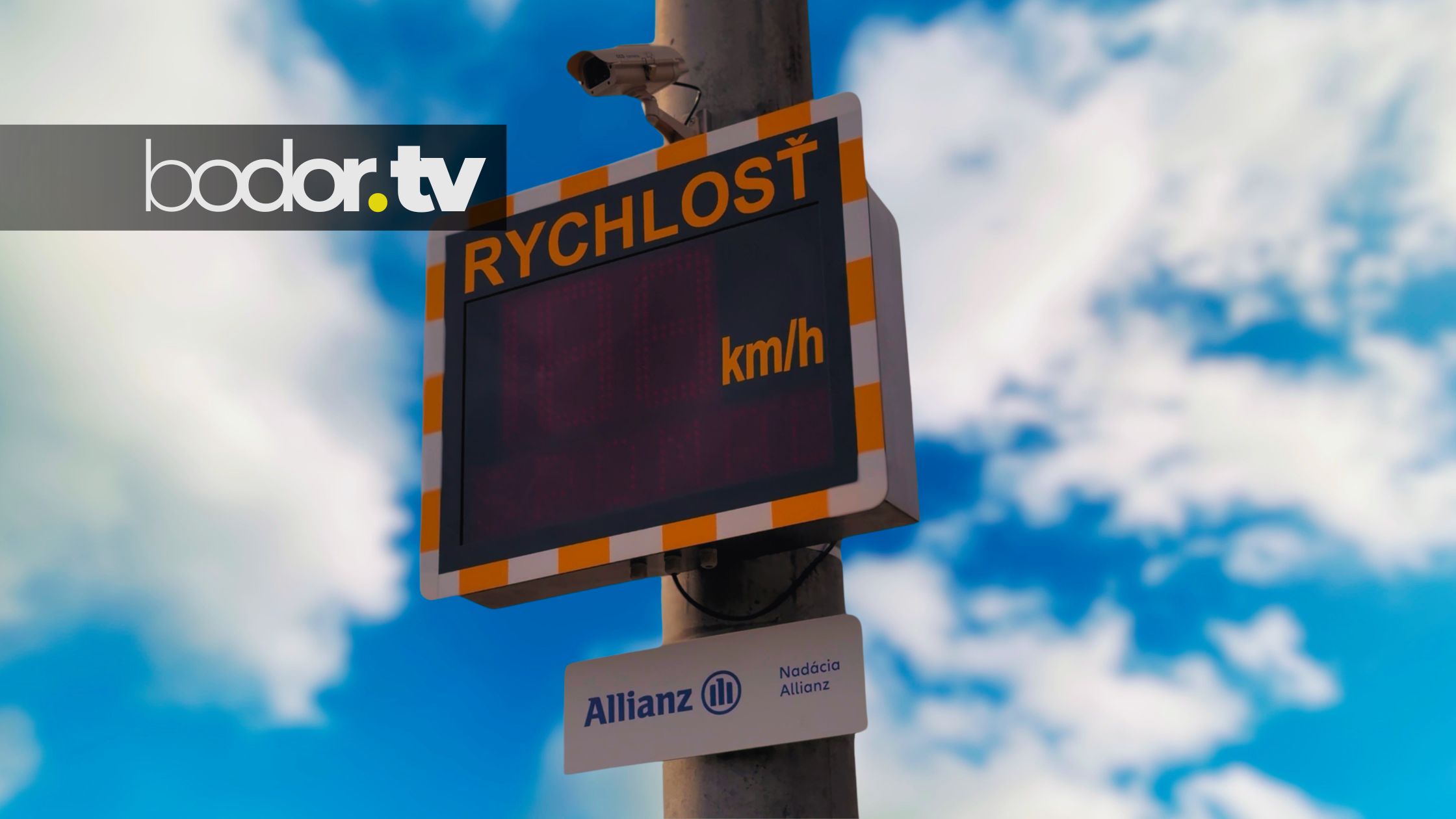 Allianz sa vytešoval, ako s reklamou obišiel zákon. Potom som sa zjavil a reklamné tabule išli dole!